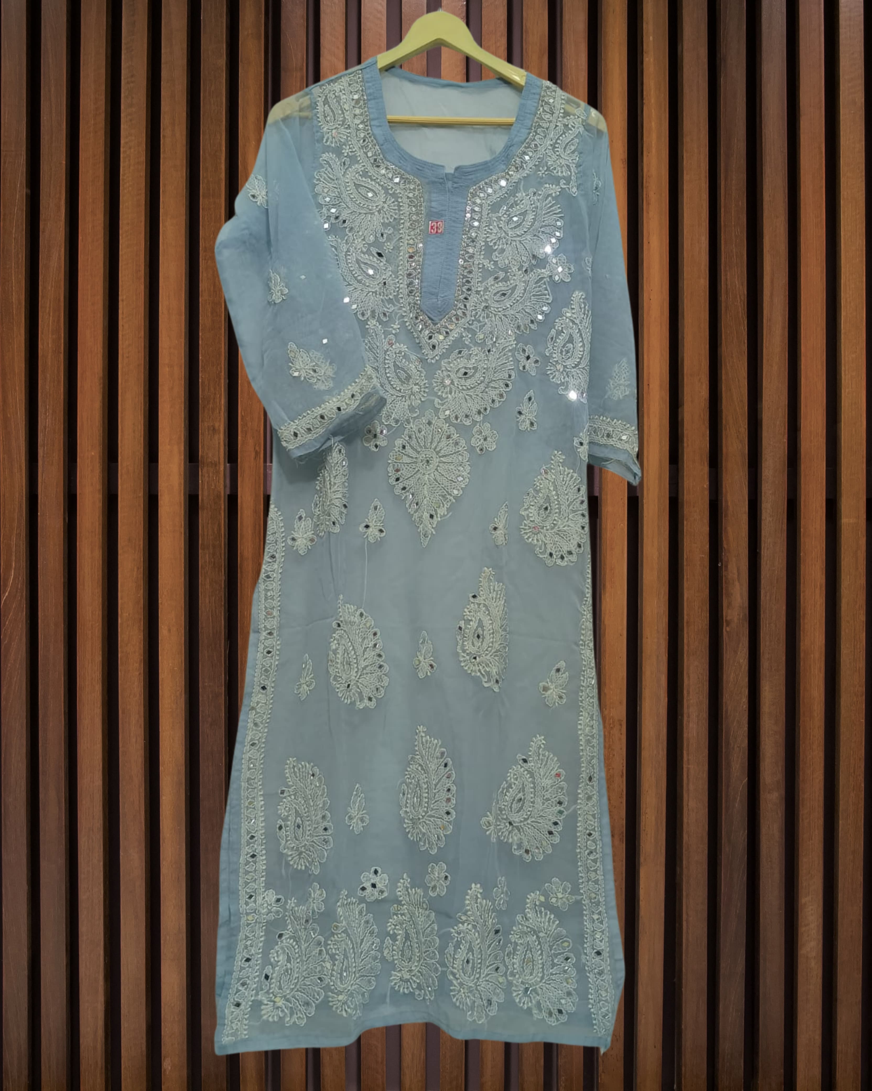 Pairahan Gulzar Kurti Lucknowi Chikankari view 11