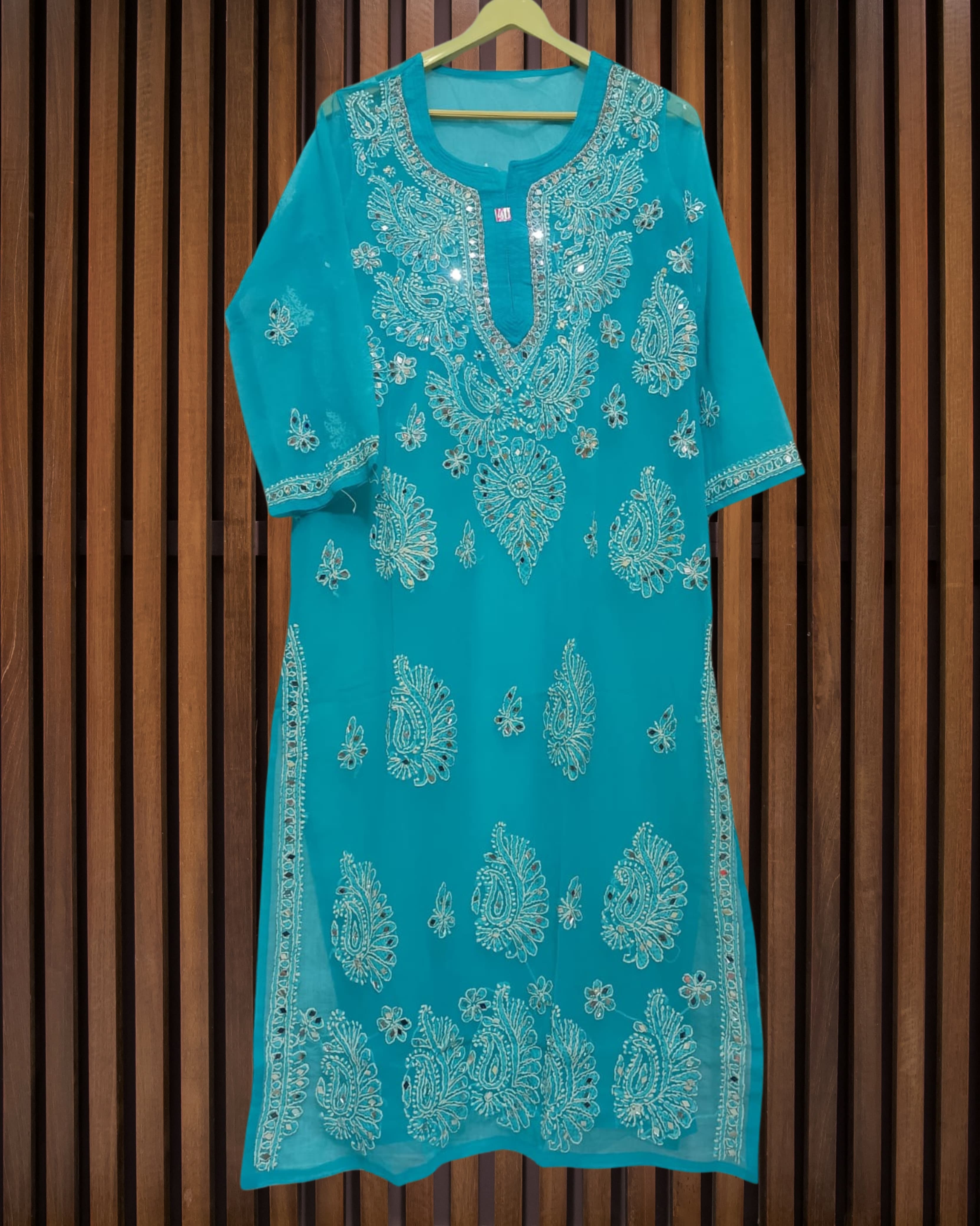 Pairahan Gulzar Kurti Lucknowi Chikankari view 16