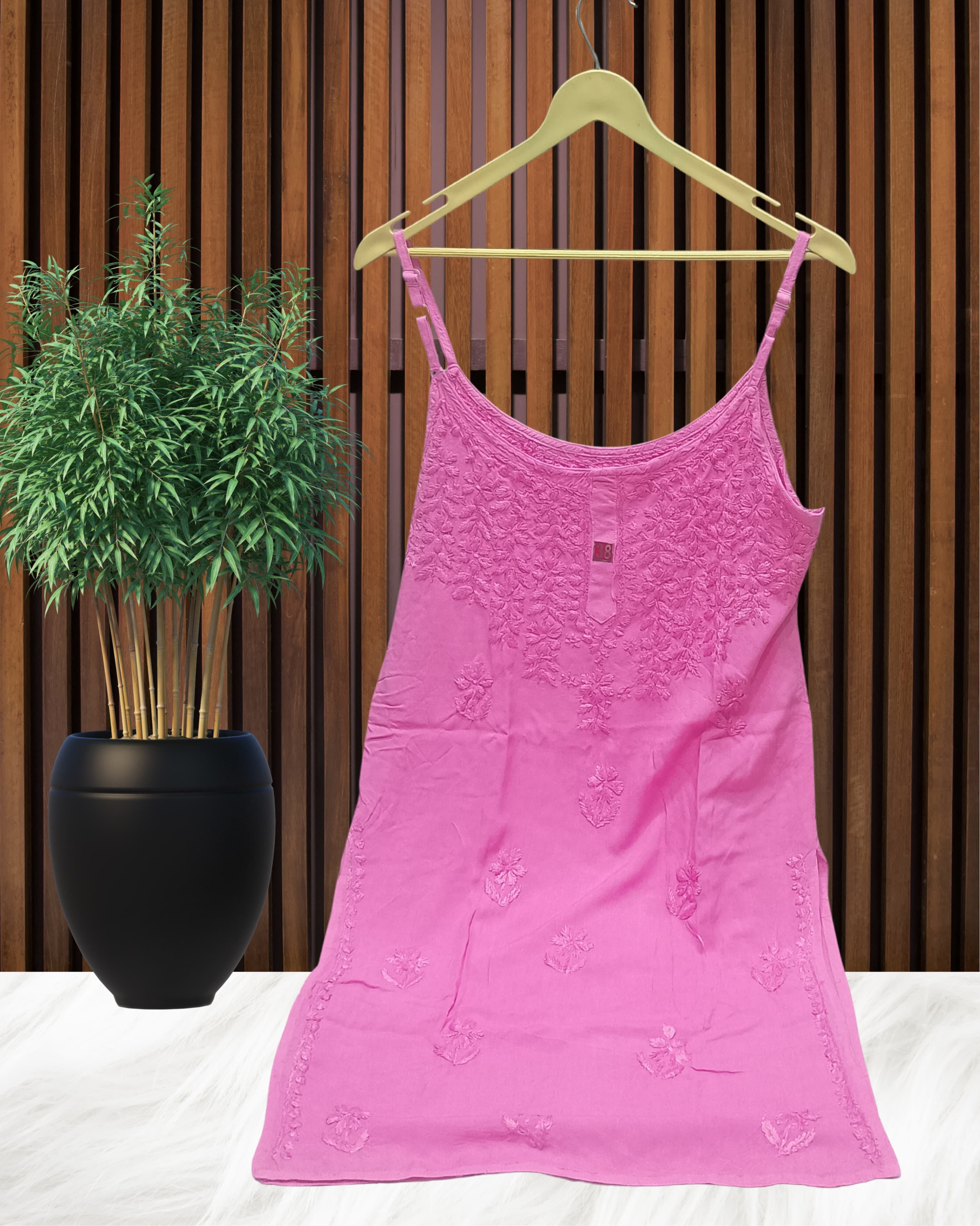 HOOR CHIKANKARI NOODLE TOP Lucknowi Chikankari view 6