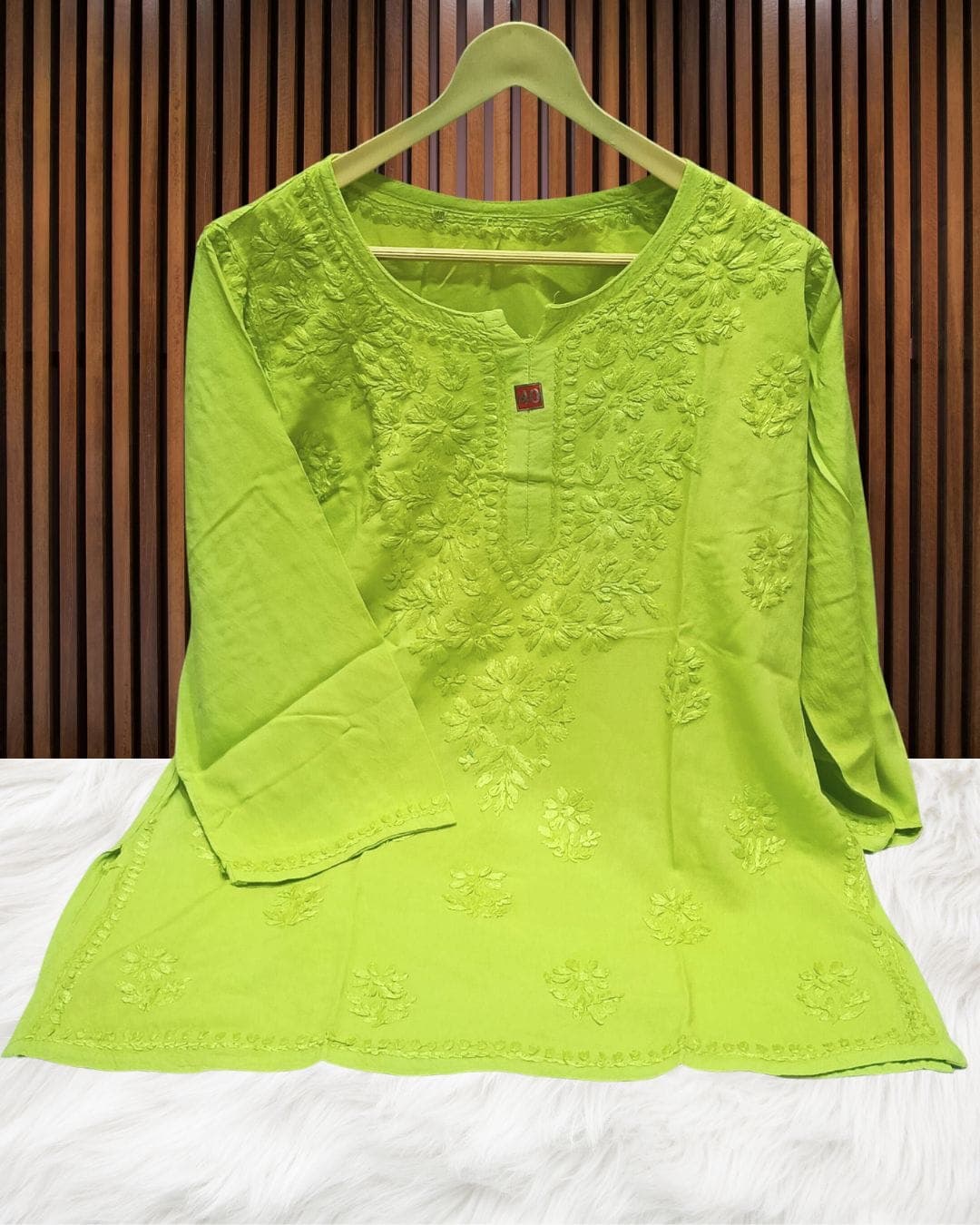 NOOR CHIKANKARI SHORT TOP Lucknowi Chikankari view 9
