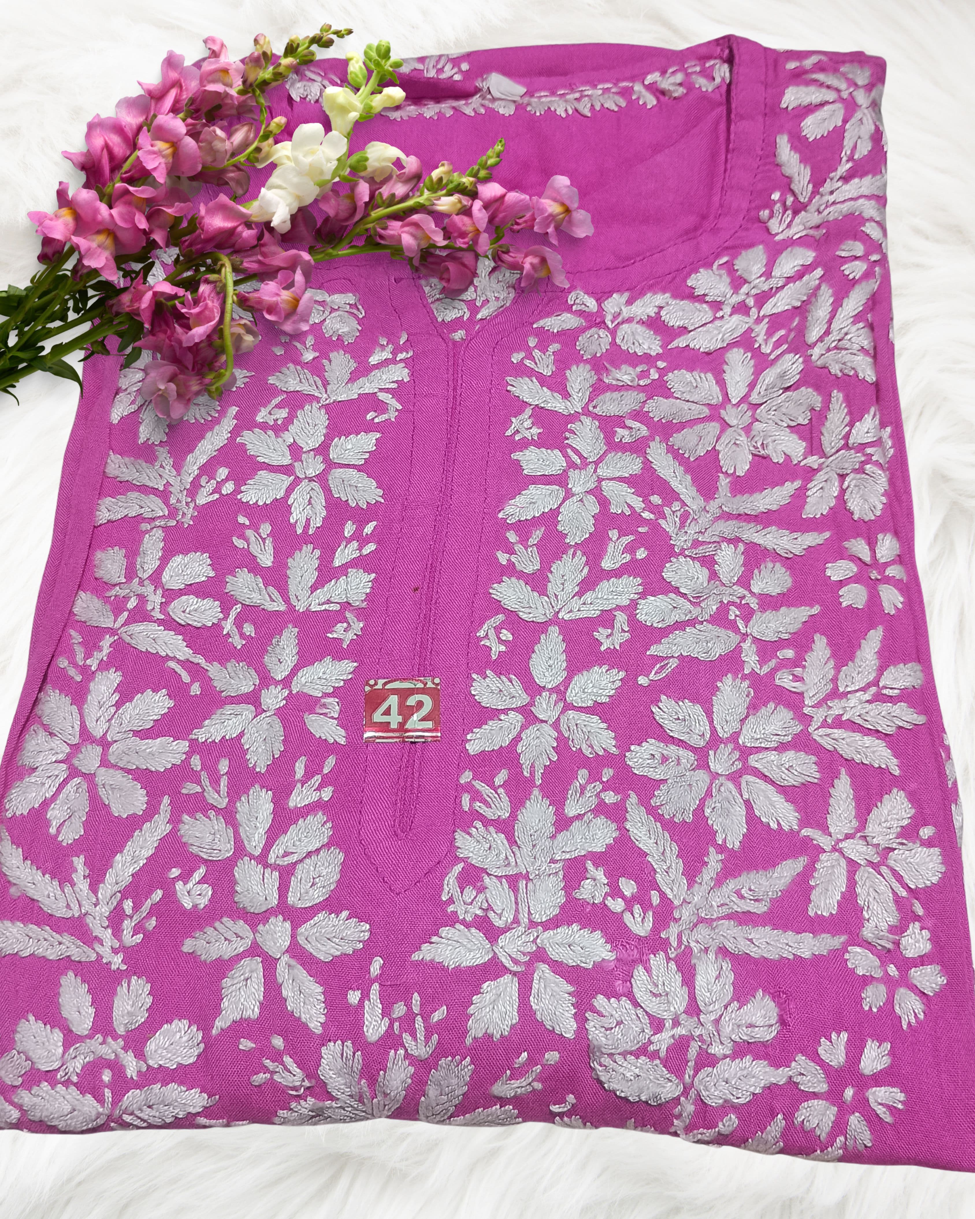 Lucknowi Handwork Chikankari Kurti – White Thread Lucknowi Chikankari view 11