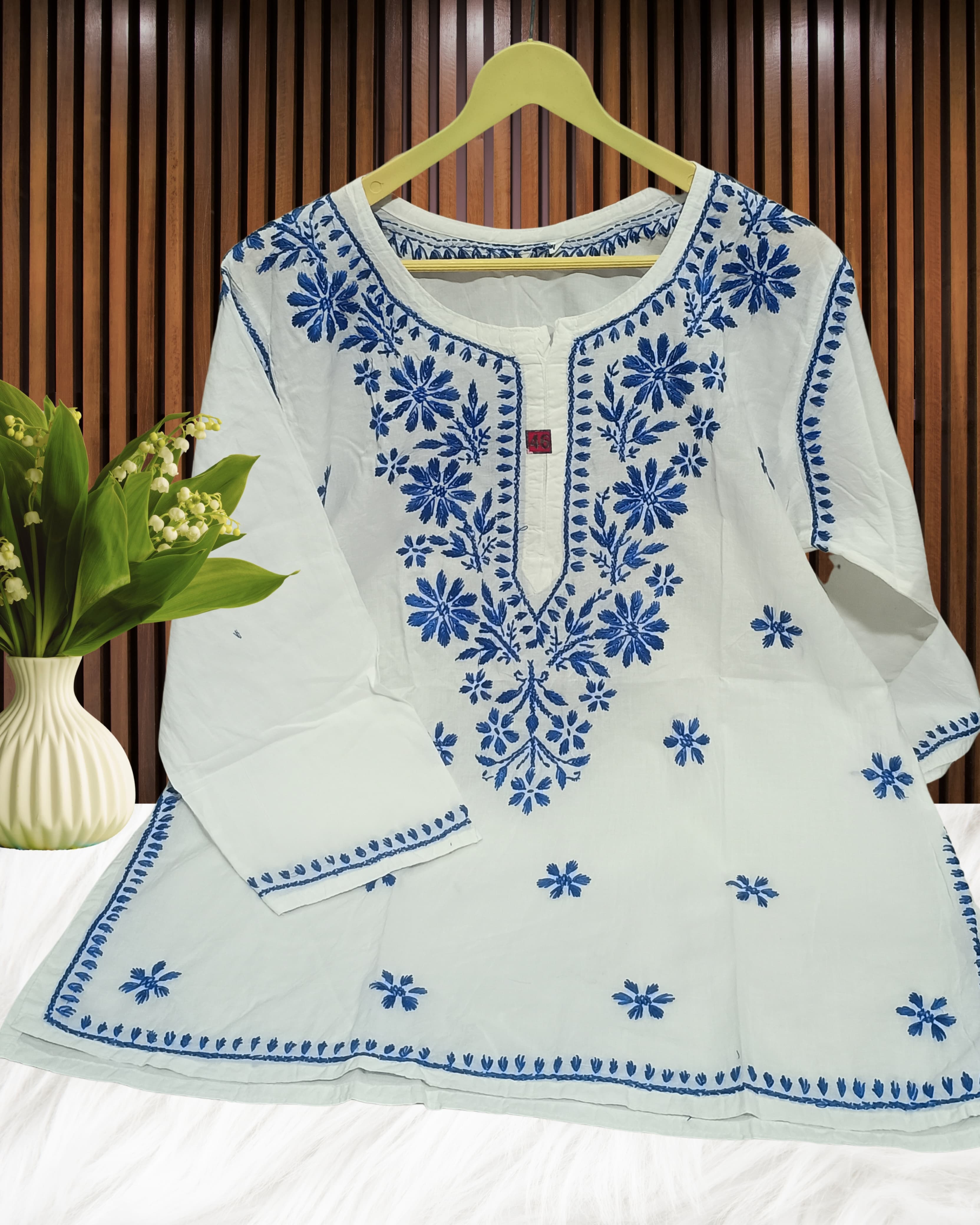 Pairahan Signature Lucknowi Chikankari Handwork Short Top – Contrast Thread Embroidery on Pure Cotton Lucknowi Chikankari view 3