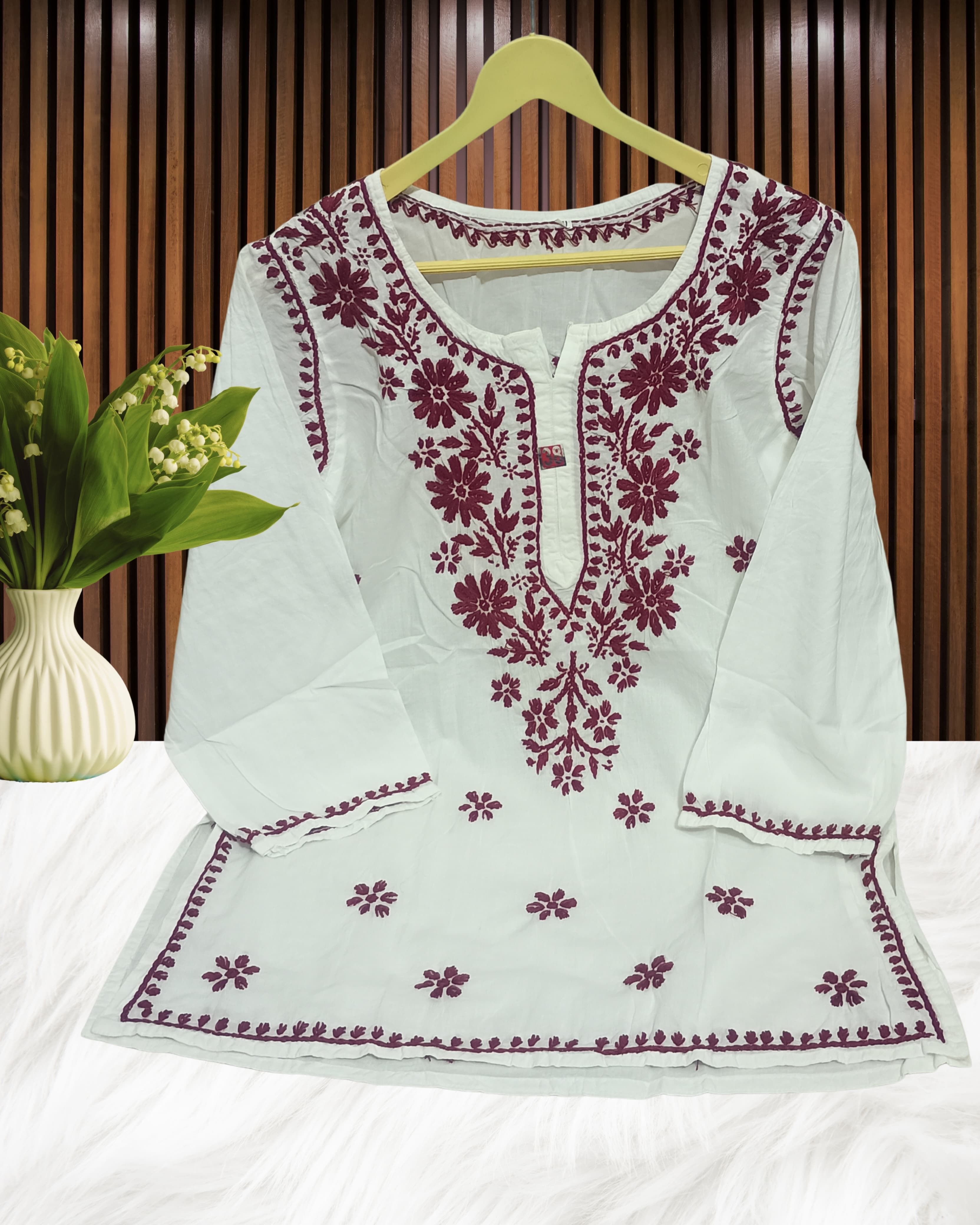 Pairahan Signature Lucknowi Chikankari Handwork Short Top – Contrast Thread Embroidery on Pure Cotton Lucknowi Chikankari view 4